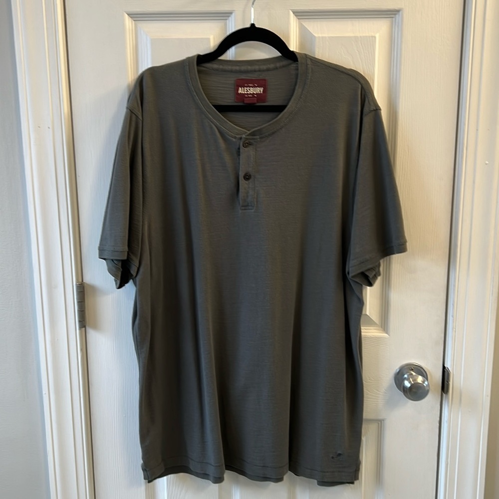 Alesbury short sleeved shirt. Gray. XXL. NEW